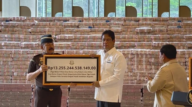 penampakan uang korupsi cpo 13 triliun