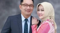 foto mantan Gubernur Jawa Barat Ridwan Kamil beserta istrinya Atalia